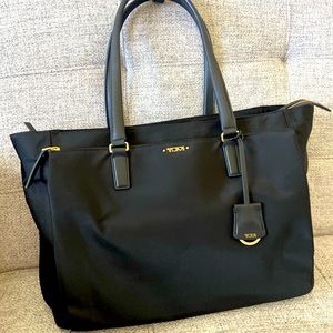Tumi tote bag